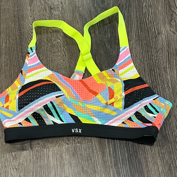 VSX SPORT 34B activewear bra - Picture 1 of 5